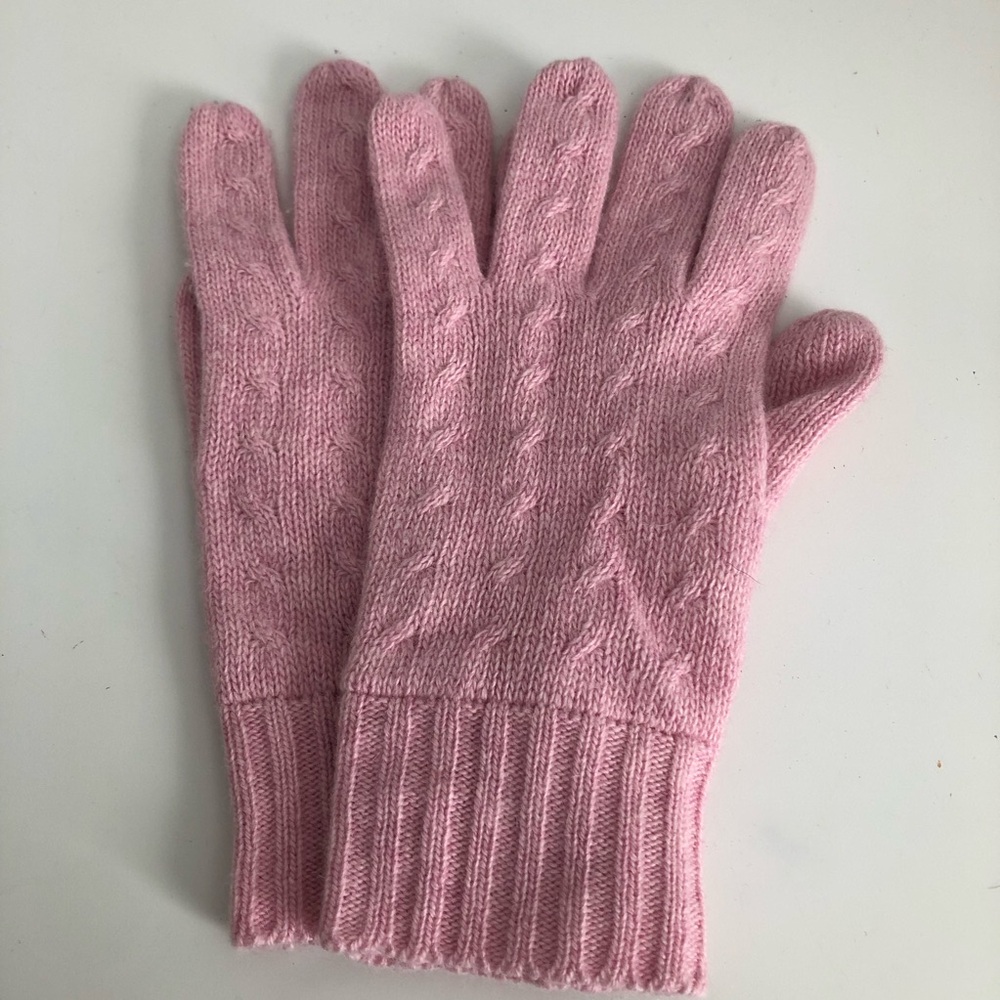 J Crew Pink Cable Knit Gloves in A Cashmere Angora Wool Blend